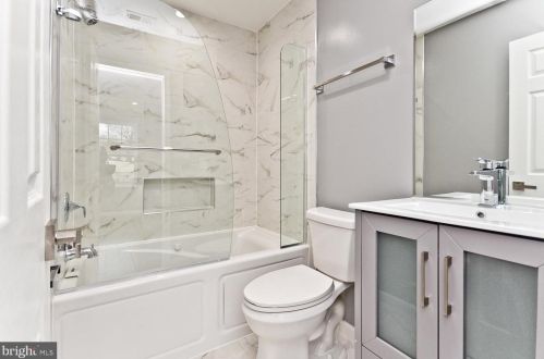 4650 Hayes St, Washington DC 20019-3611 exterior