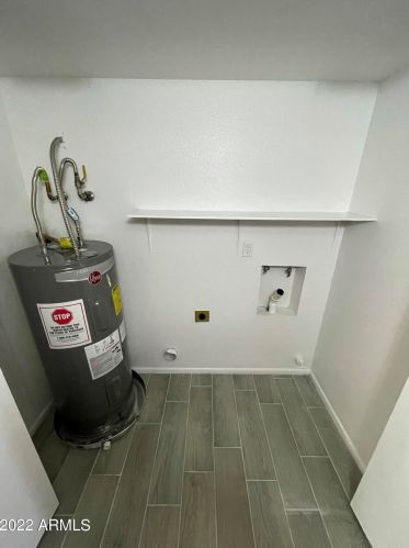 8441 34th Ave, Phoenix AZ 85053-6628 exterior