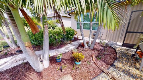 9601 Royal Poinciana Dr, Fort Pierce FL  34987-2508 exterior