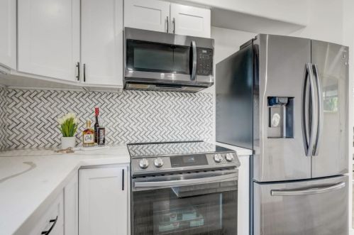 713 River Park Dr, San Jose CA  95111-1552 exterior