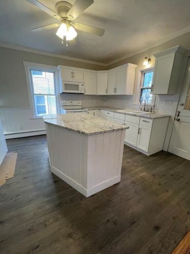 133 Bennett St, Woonsocket RI  02895-4618 exterior