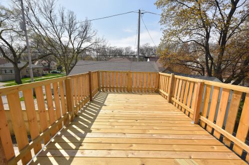 4101 39th St, Milwaukee WI  53216-1642 exterior