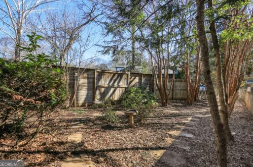 805 Charles Allen Dr, Atlanta GA  30308-1706 exterior