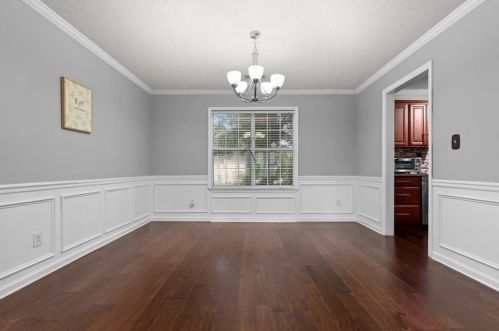 5961 Duren Mdw Dr, Lithonia GA 30058-3592 exterior