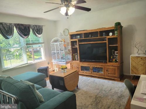 6 Bella Coola Trl, Browns Mills NJ 08015-6633 exterior