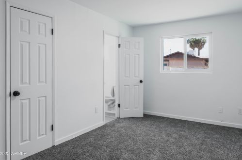 3426 Elm St, Phoenix AZ 85033-1039 exterior