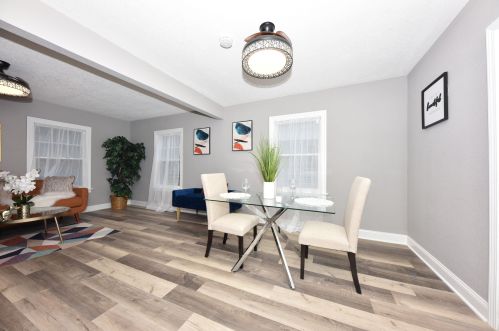 2926 Bobolink Ave, Milwaukee WI  53209-4248 exterior