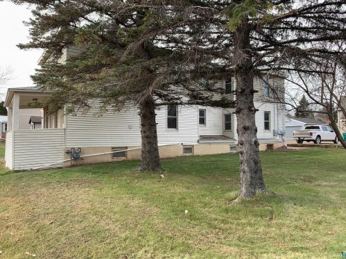 1427 101 Ave, Duluth MN 55808-1618 exterior