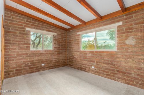 8835 20th St, Tucson AZ  85710-6203 exterior