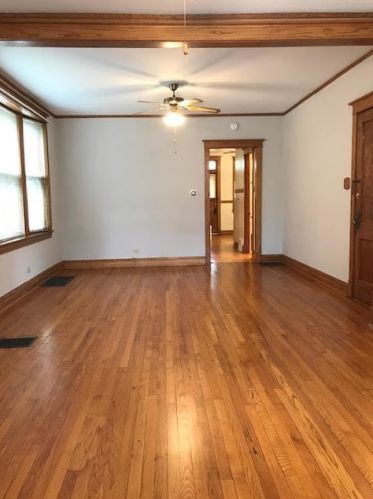 4050 Warwick Ave, Chicago, IL 60641-3142