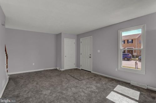 202 Georgetown Cir, Hanover PA 17331-2363 exterior