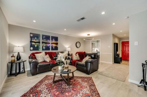 15821 El Estado Dr, Dallas TX  75248-4436 exterior