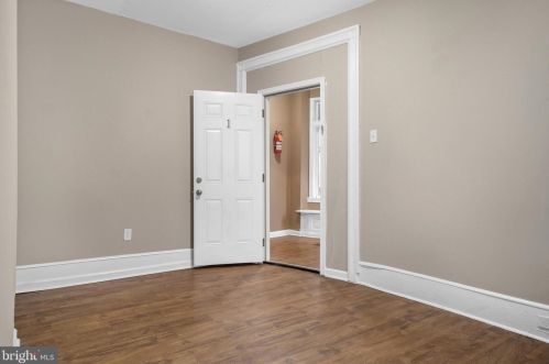 906 48th St, Philadelphia PA 19131-5119 exterior