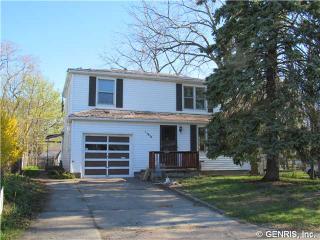 184 Dewberry Dr, Rochester, NY 14622-1220