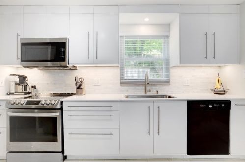 2617 Blackridge Ave, Pittsburgh PA 15235-4130 exterior