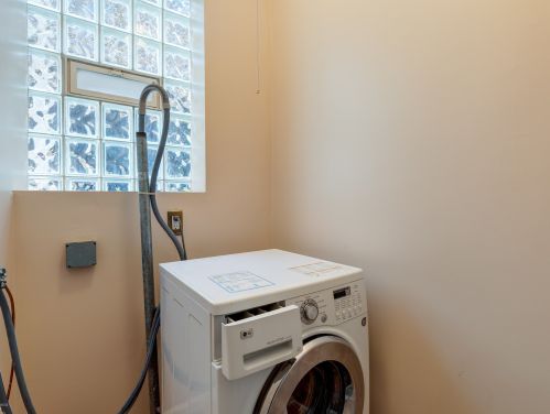 5308 Maryland Ave, Chicago IL  60615-4940 exterior