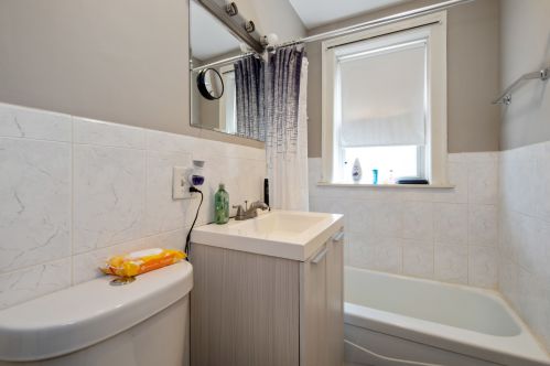 10238 Eberhart Ave, Chicago IL  60628-2210 exterior