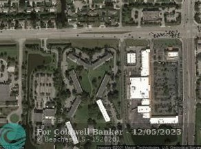 1417 Meadows Cir, Boynton Beach FL 33436-9203 exterior