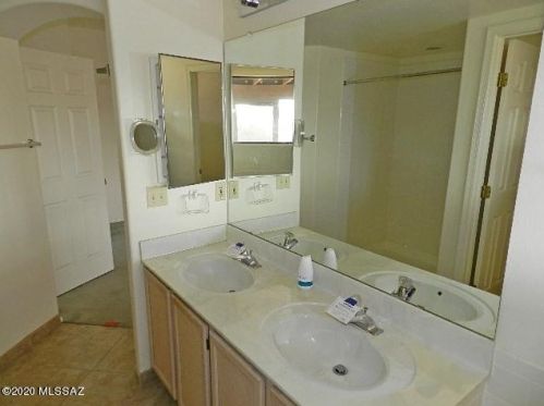 1511 Crystal Downs Ct, Tucson AZ 85737-7215 exterior