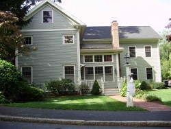 255 Park St, Newton, MA 02458-2314