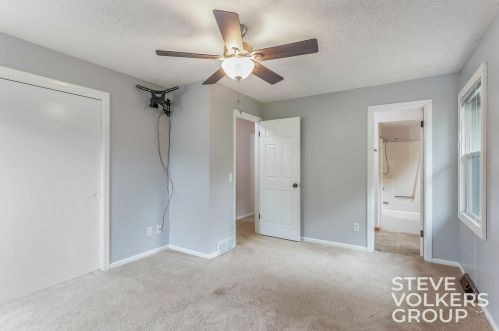 7385 Sunview Dr, Grand Rapids MI 49548-7381 exterior