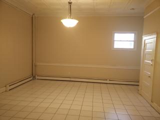 285 Oak St, Perth Amboy NJ  08861-4009 exterior