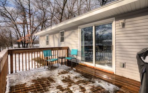 1516 Southlawn Dr, Wyoming MI exterior