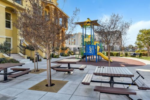 1873 Lee Way, Milpitas CA 95035-9014 exterior