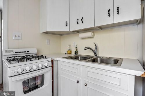 119 Ardmore Ave, Runnemede NJ 08078-1701 exterior