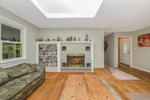 2926 Ocean Ave, Hauppauge NY 11779-5024 exterior