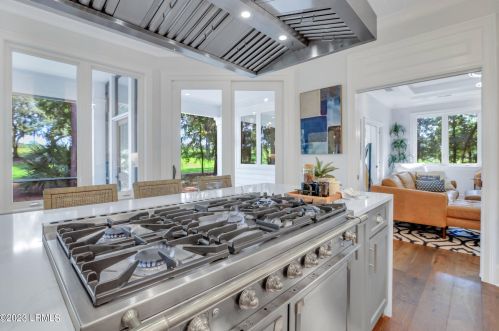 61 Manchester Ct, Bluffton SC 29910-7455 exterior