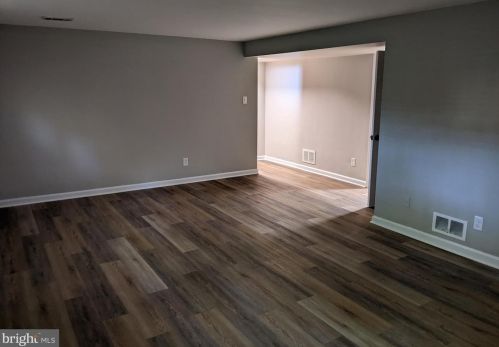 1801 Ladd St, Silver Spring MD  20902-3524 exterior