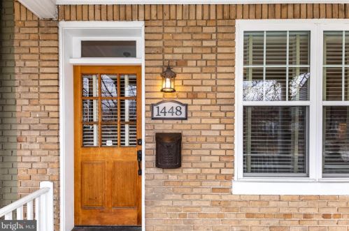 1448 D St, Washington DC  20002-5402 exterior