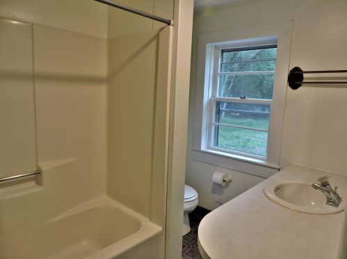 818 Mechanic St, Big Rapids MI 49307-1238 exterior