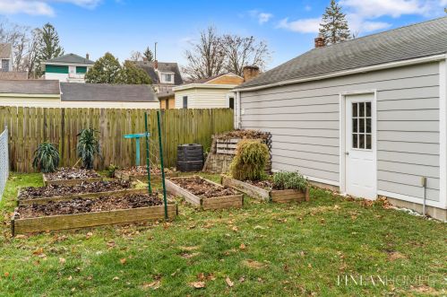 1040 Innes St, Grand Rapids MI 49503-3660 exterior