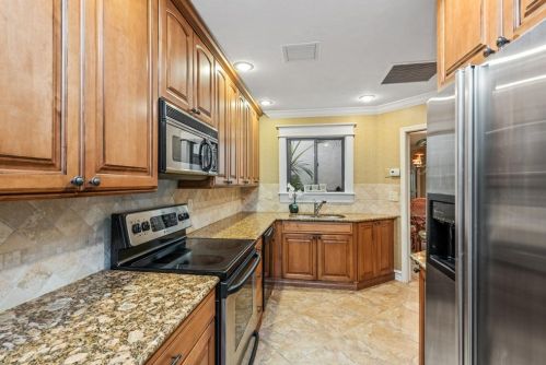 91 Cypress Vw Dr, Naples FL 34113-8080 exterior