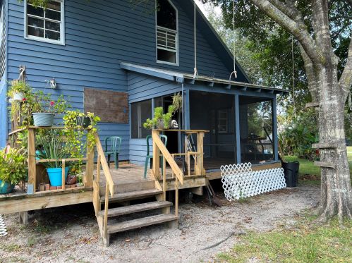 5508 Spruce Dr, Fort Pierce, FL 34982-3861