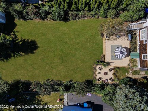 198 Monmouth Ave, Atlantic Highlands NJ  07716-2220 exterior