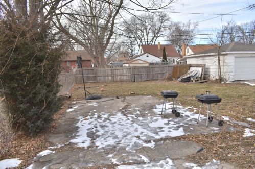 5037 56, Milwaukee WI 53218-4213 exterior