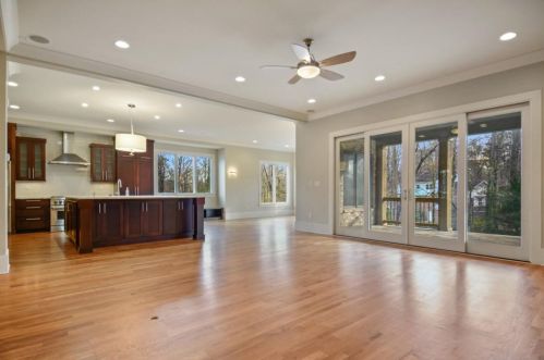 3896 Flowerland Dr, Atlanta GA exterior