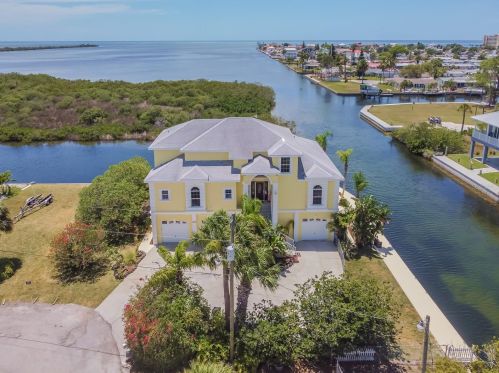 13435 Starfish Dr, Port Richey FL  34667-7606 exterior