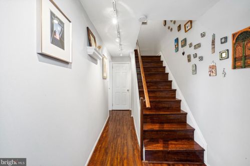 610 Federal St, Philadelphia PA 19147-4844 exterior