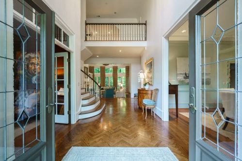 455 Laurel Chase Ct, Atlanta GA  30327-4655 exterior