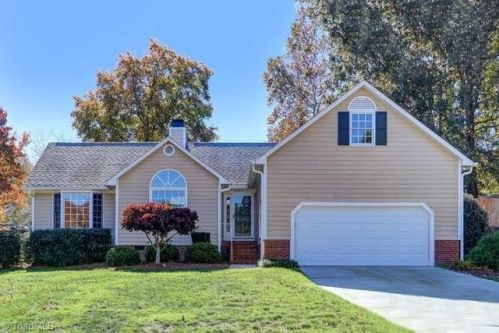 6001 Dawn Rdg Trl, Greensboro NC  27410-8623 exterior