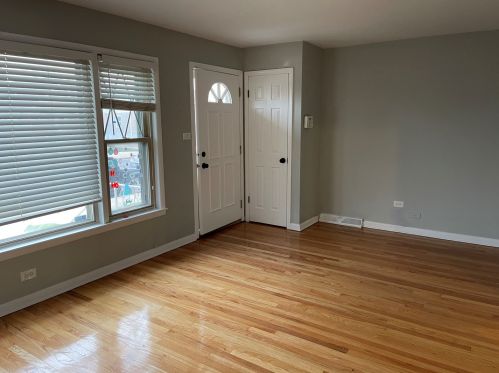 4344 Marquette Rd, Chicago IL 60629-5659 exterior