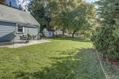 48 Coldevin Rd, Clark NJ  07066-1237 exterior