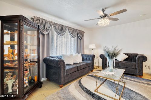 2118 Campbell Ave, Phoenix AZ 85015-3827 exterior