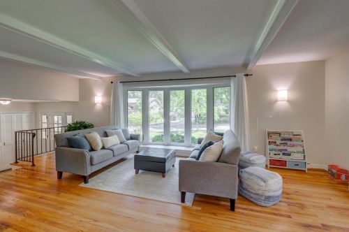 322 Cheyenne Trl, Madison WI  53705-4703 exterior