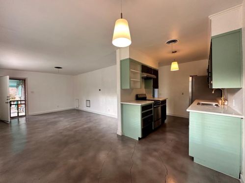 1504 Braes Ridge Dr, Austin TX  78723-1805 exterior