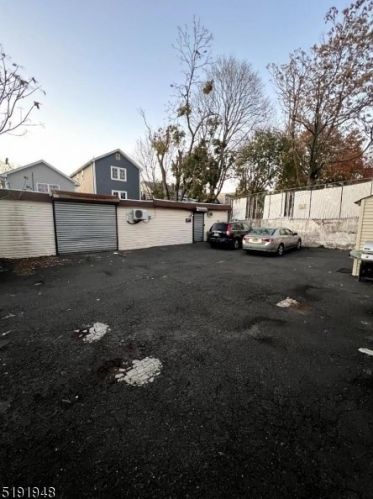 22 Seeley St, Paterson, NJ 07501-3112